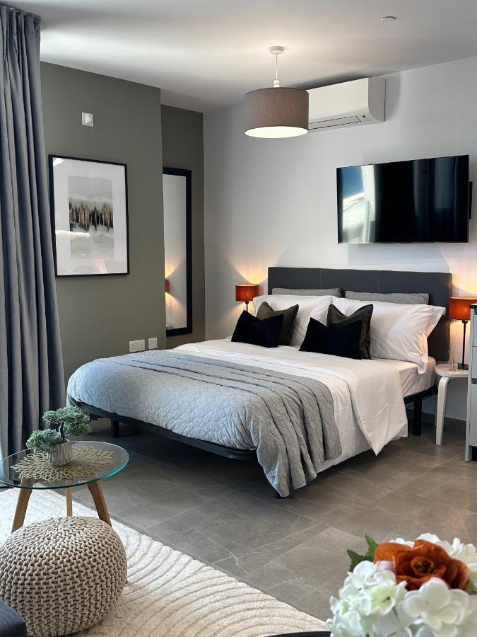E1 Presidential Studios On High Floor With Stunning Sea Views Gibraltar Exterior foto